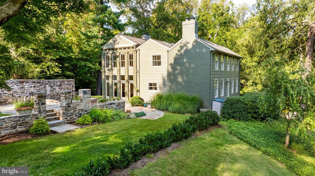 908 ROLANDVUE ROAD