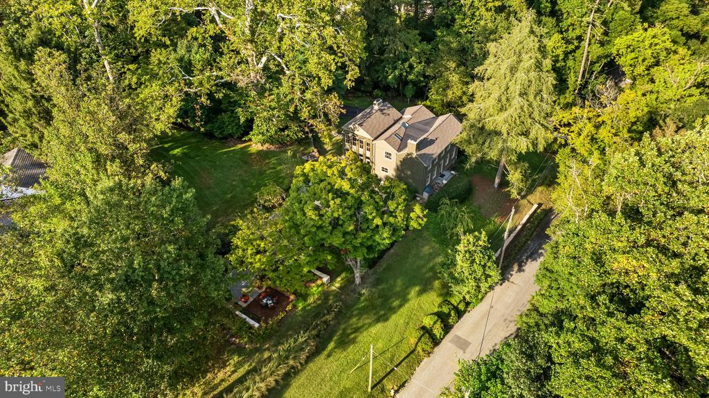 908 ROLANDVUE ROAD