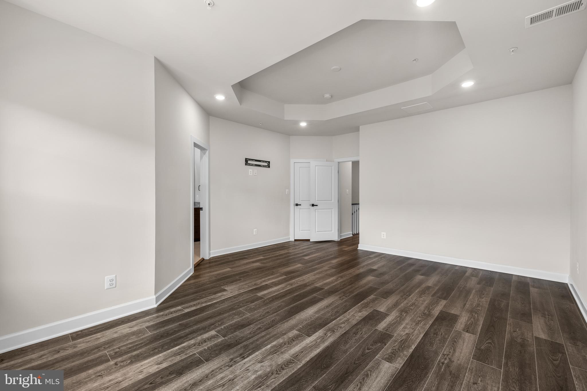 6415 FALCONWOOD STREET