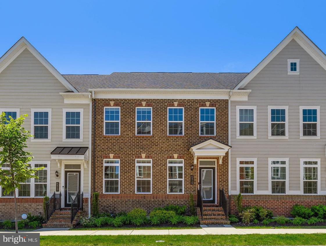 6415 FALCONWOOD STREET