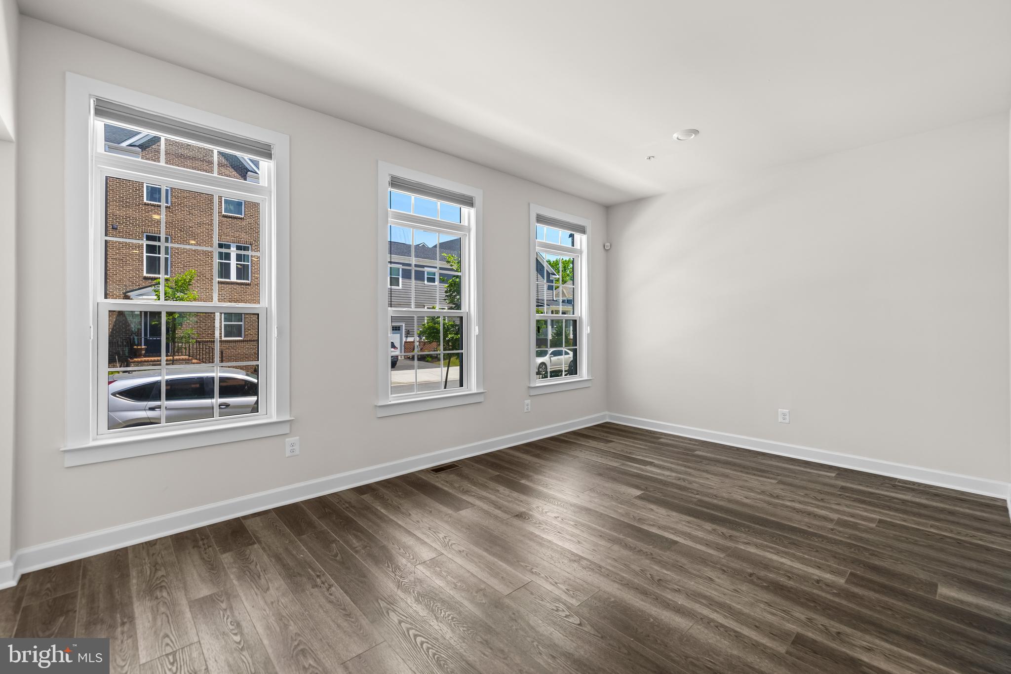 6415 FALCONWOOD STREET