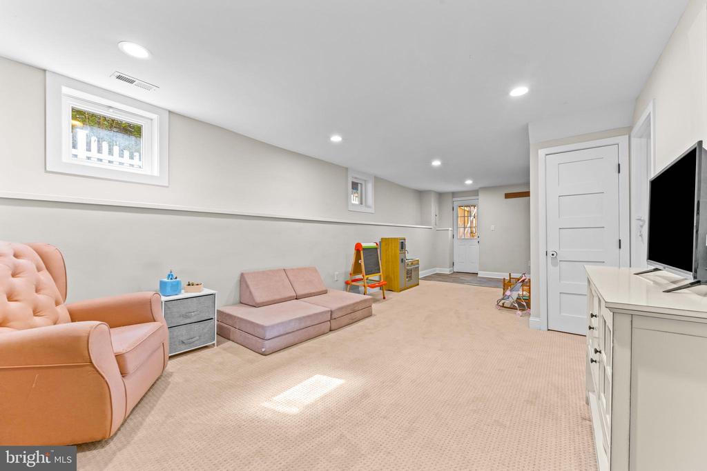 40 N PROSPECT AVENUE