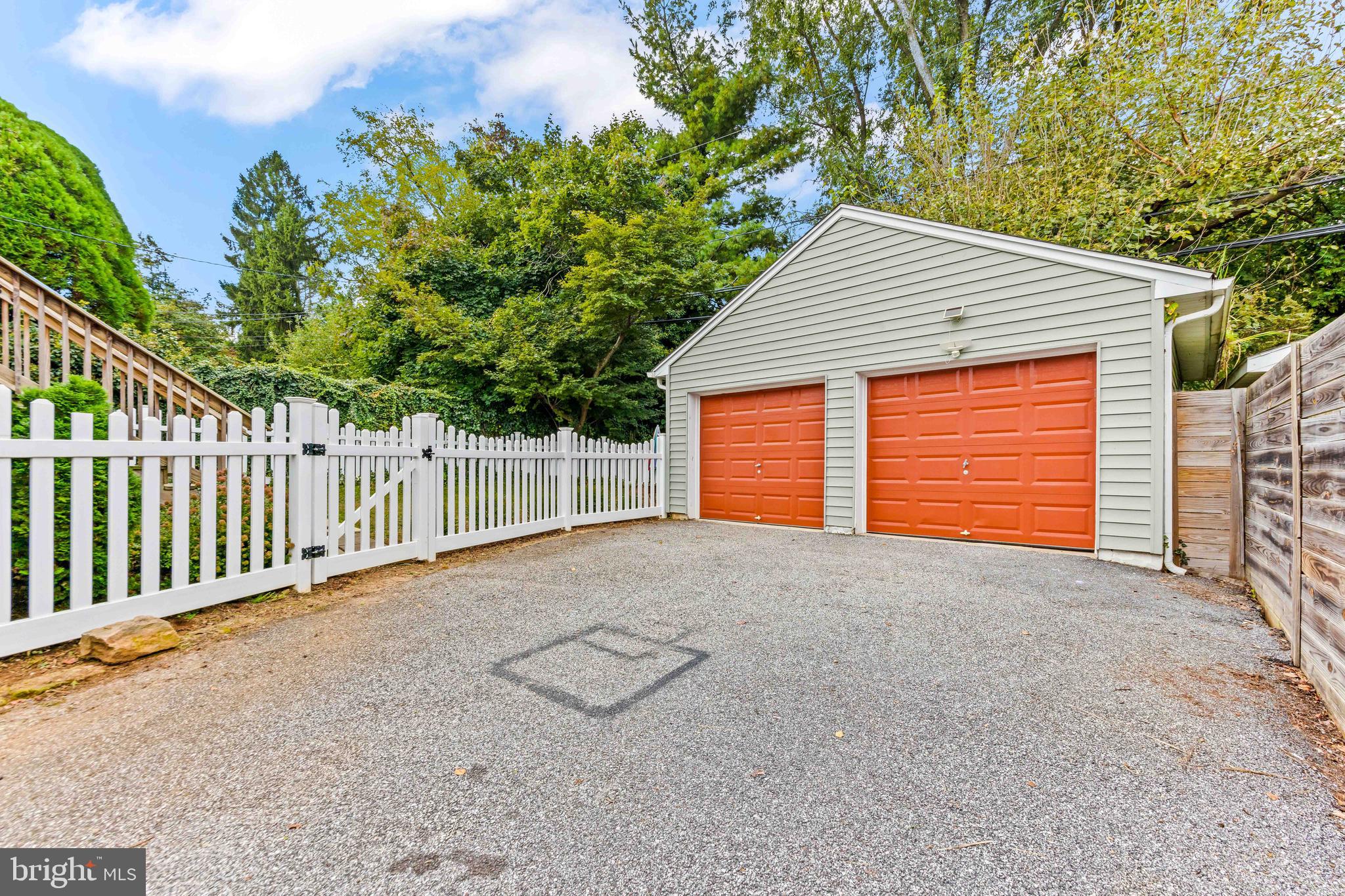 40 N PROSPECT AVENUE