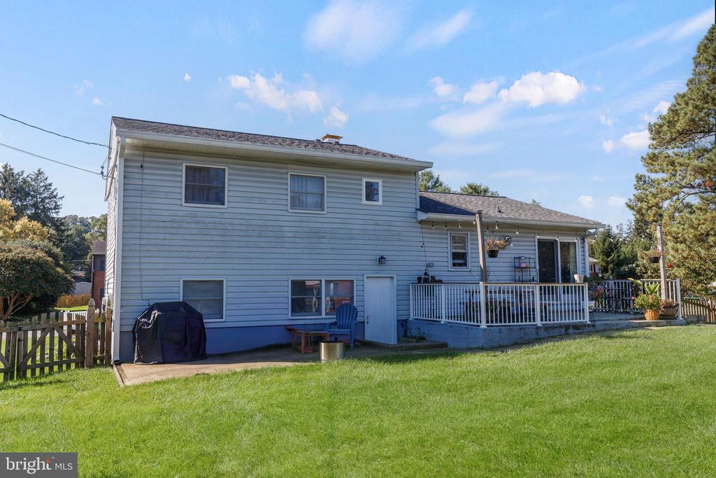 228 QUAKER RIDGE ROAD