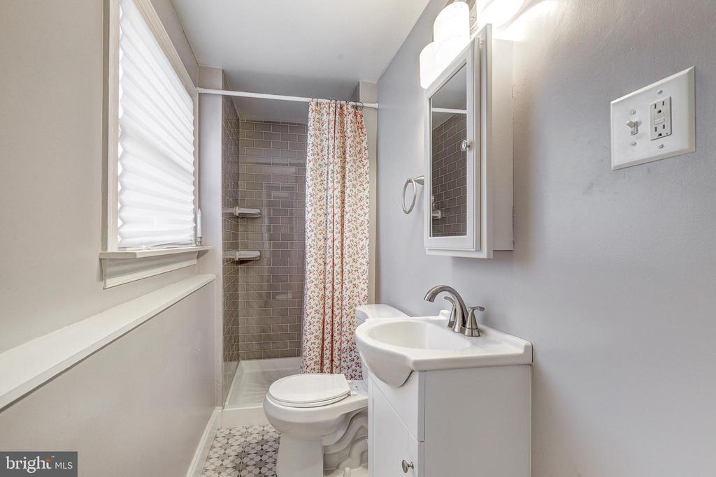 228 QUAKER RIDGE ROAD