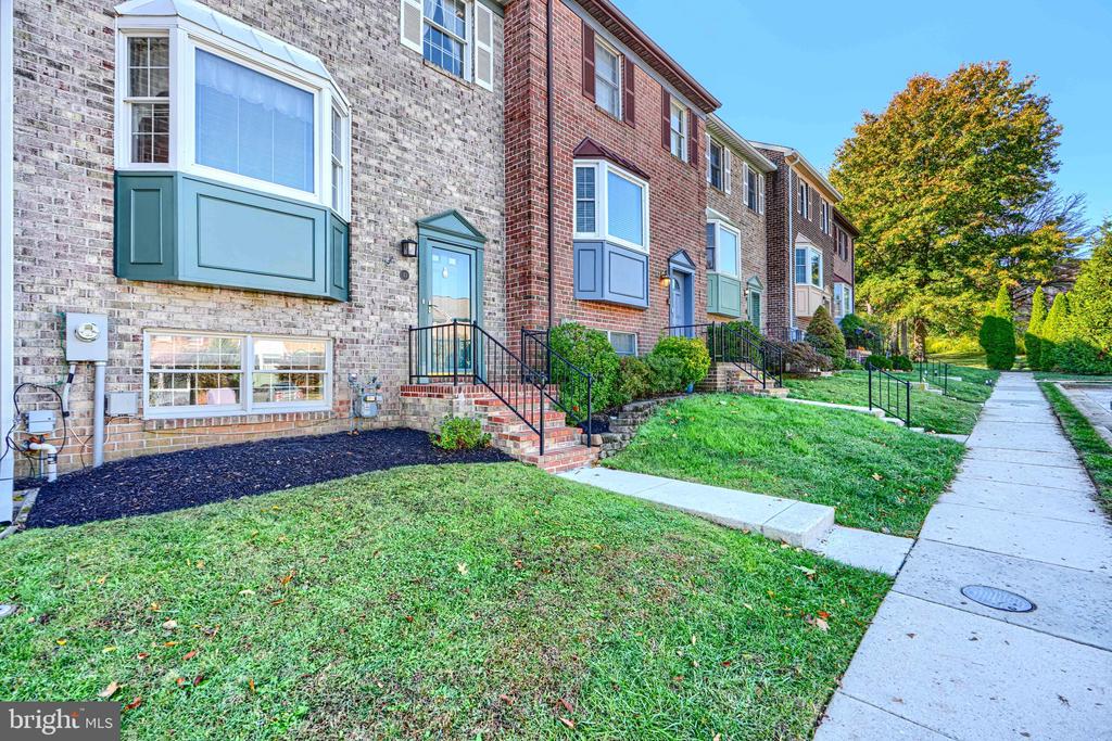 41 CHERRYWOOD CT