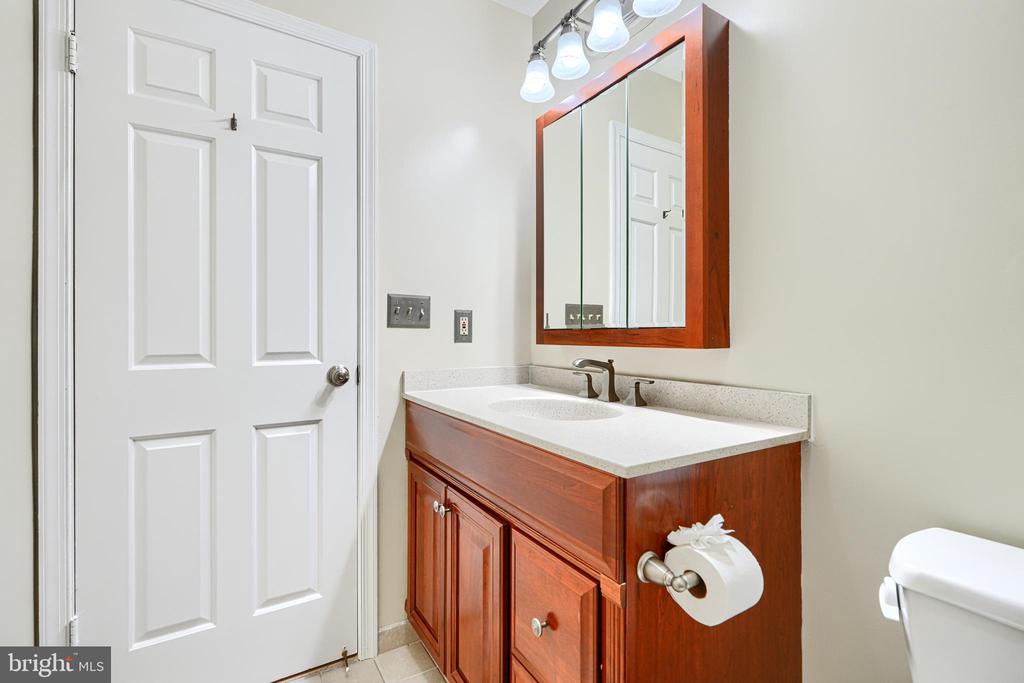 41 CHERRYWOOD CT