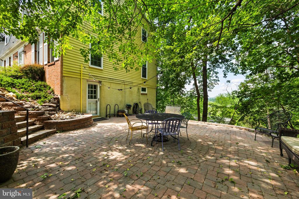 1006 W JOPPA ROAD