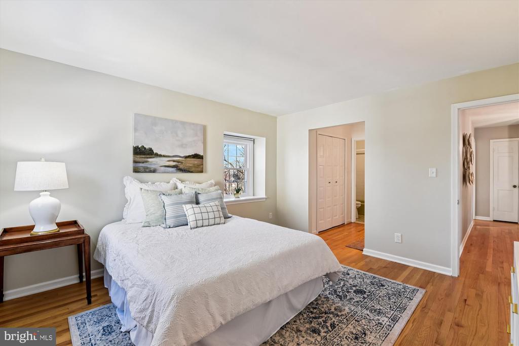 1006 W JOPPA ROAD