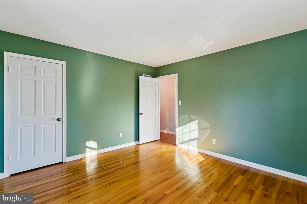 1006 W JOPPA ROAD
