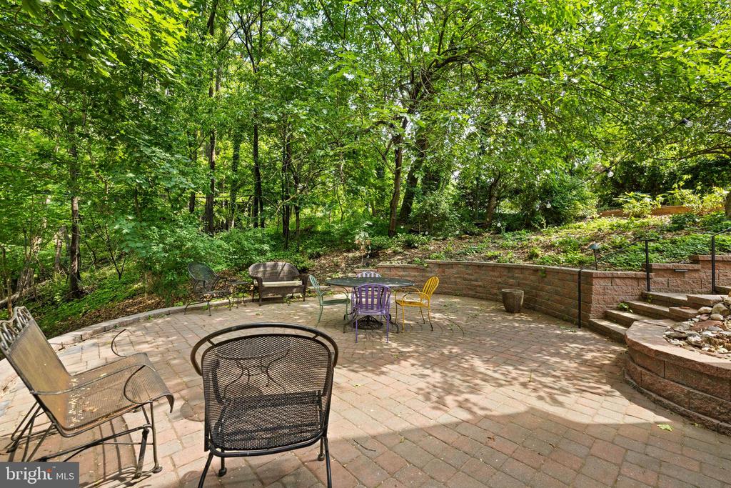 1006 W JOPPA ROAD