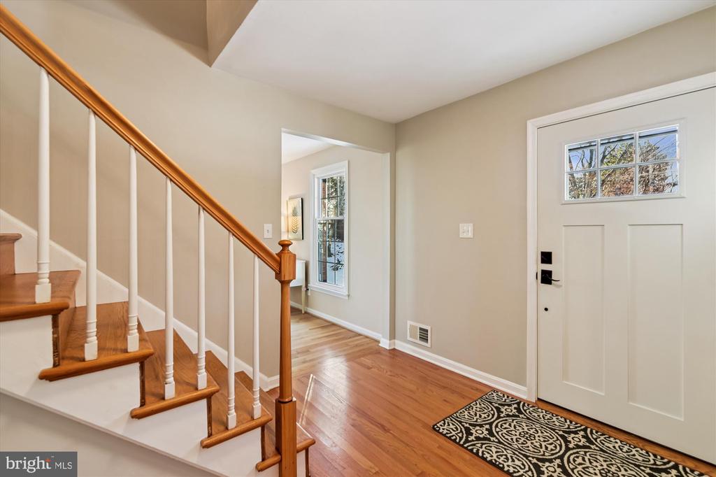 1006 W JOPPA ROAD