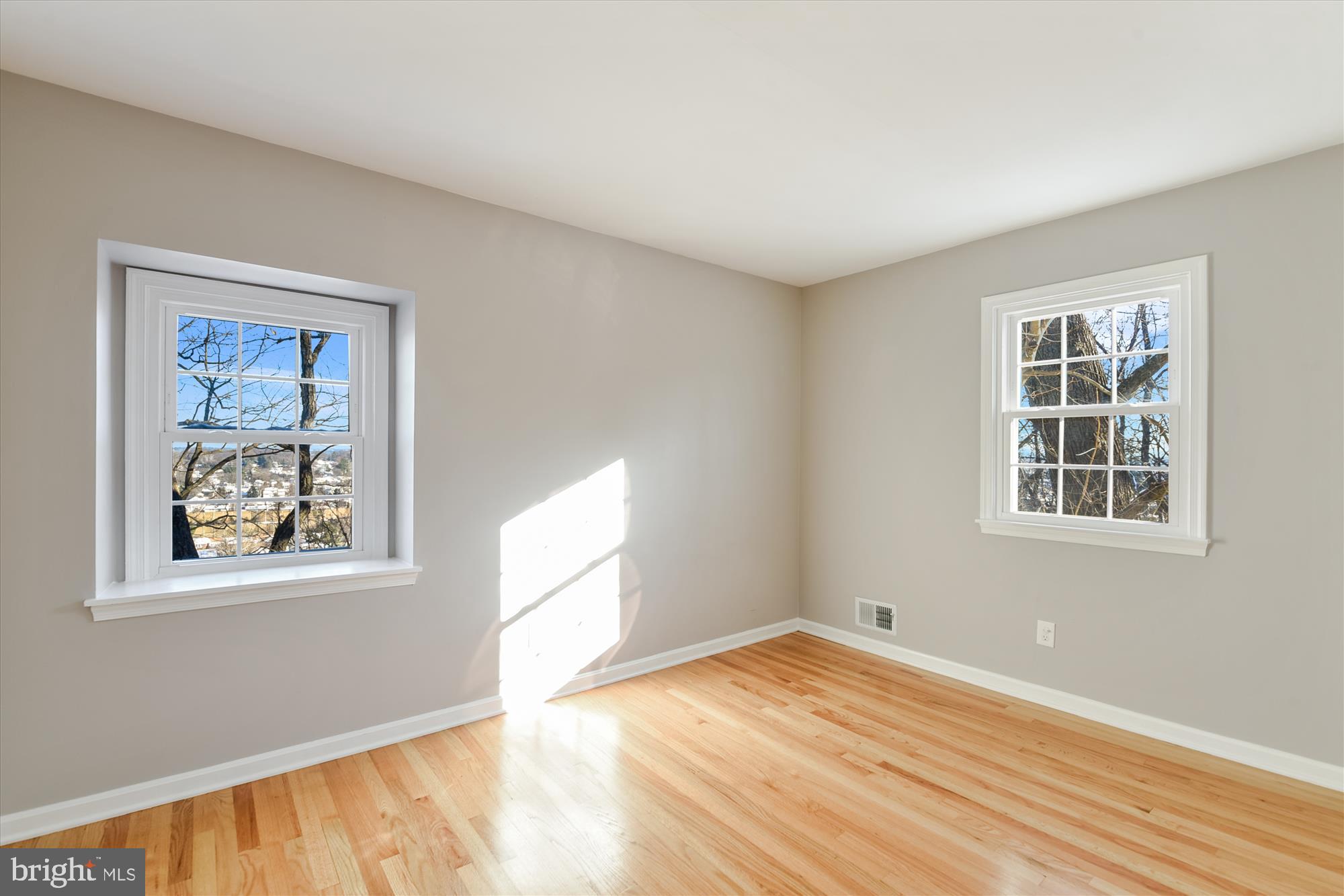 1006 W JOPPA ROAD