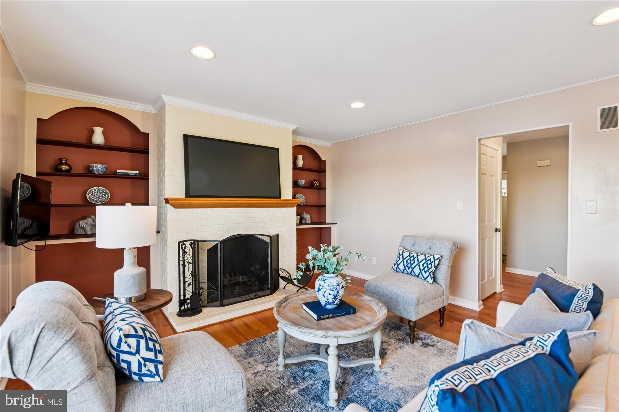 1006 W JOPPA ROAD