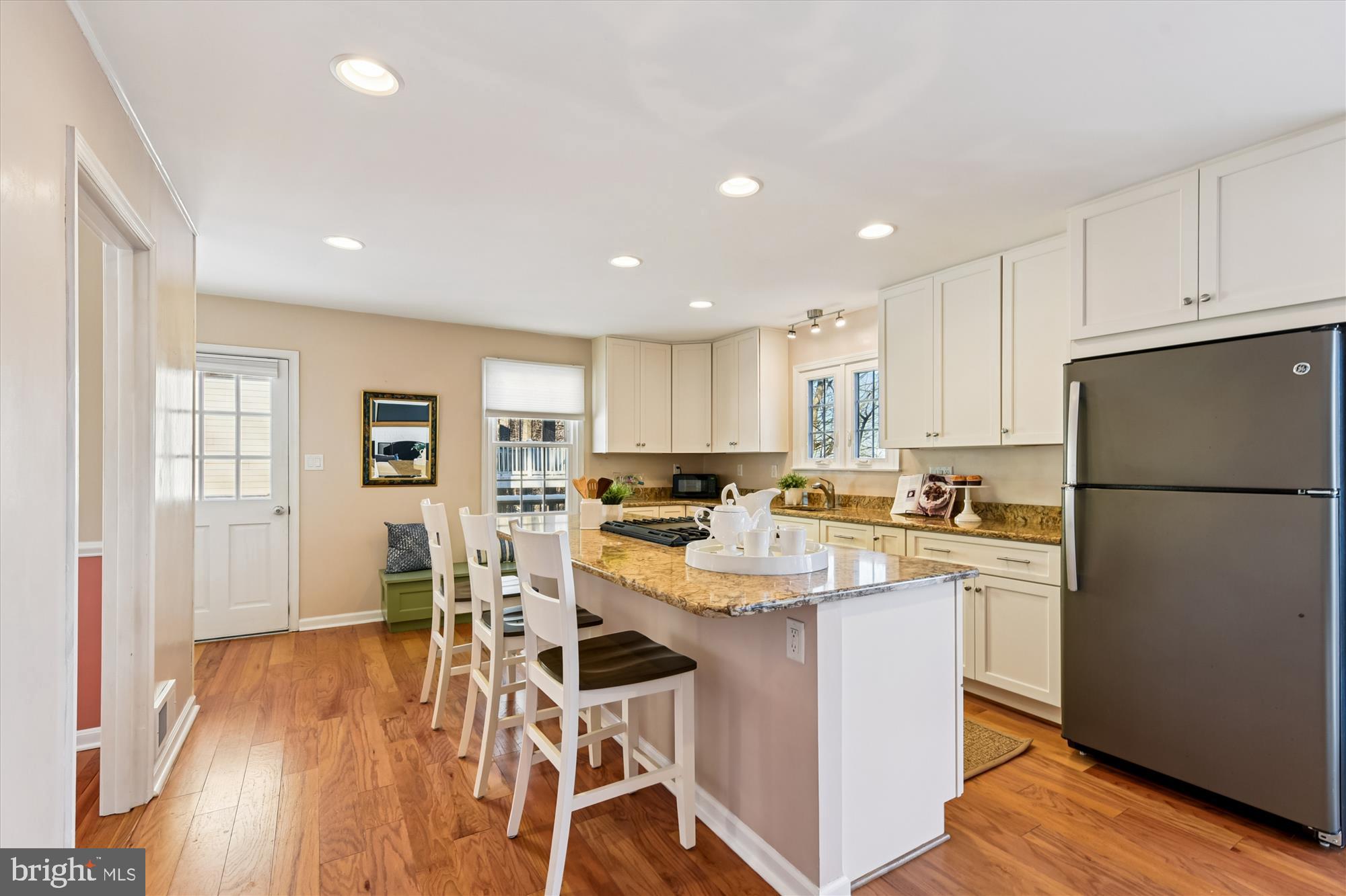 1006 W JOPPA ROAD