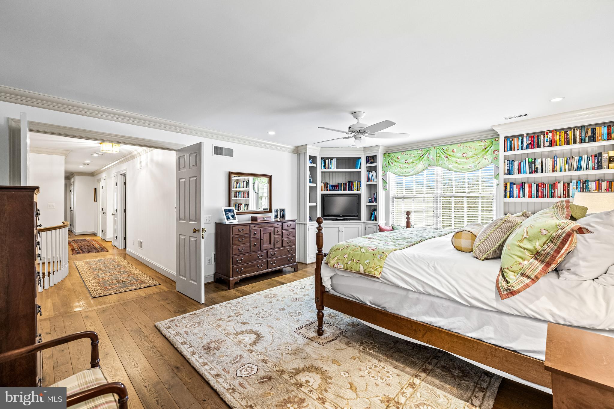 25 SPRINGHILL FARM COURT