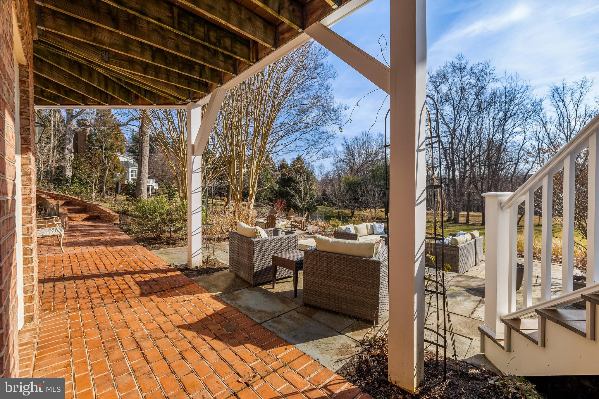 25 SPRINGHILL FARM COURT