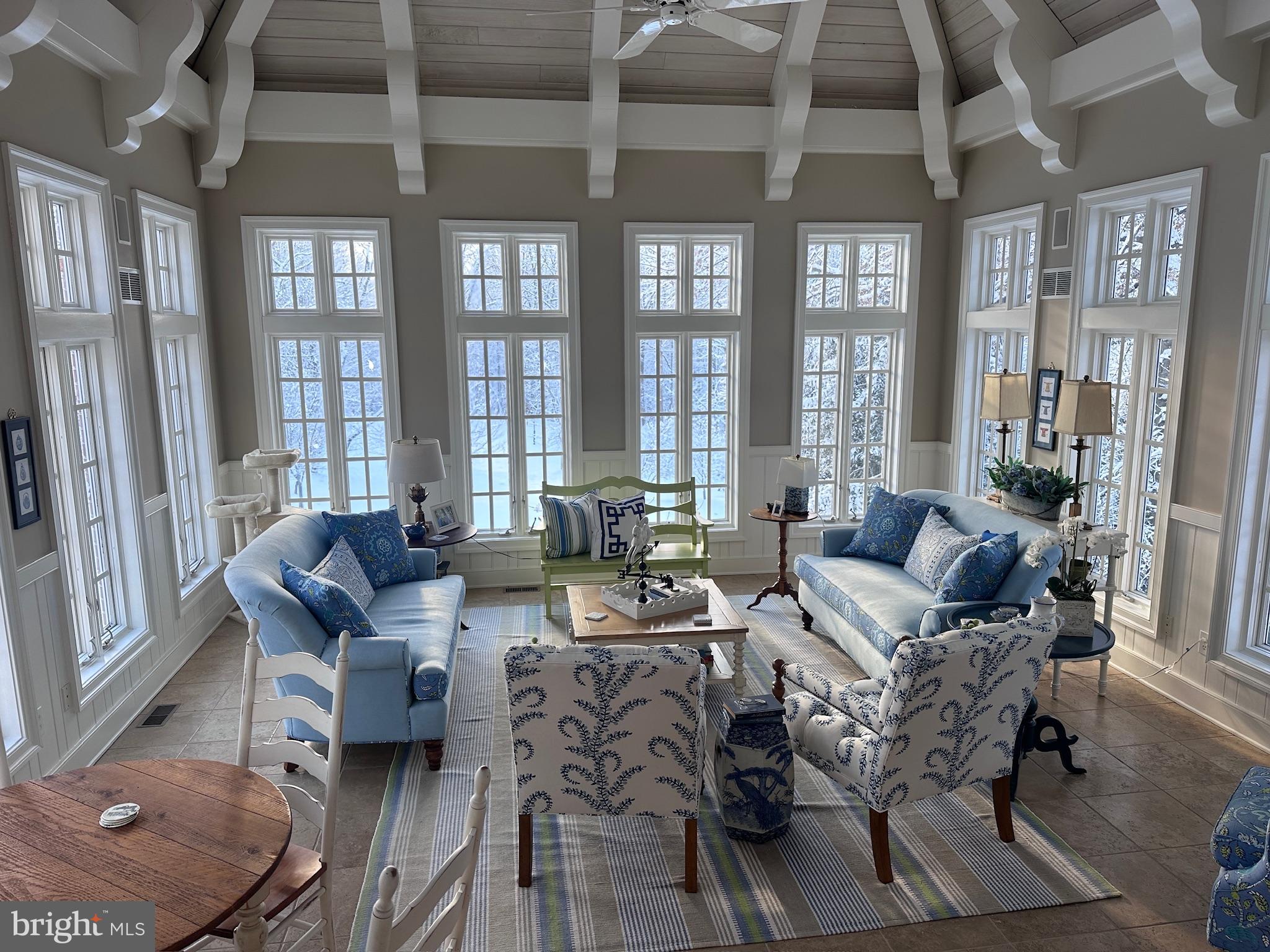 25 SPRINGHILL FARM COURT