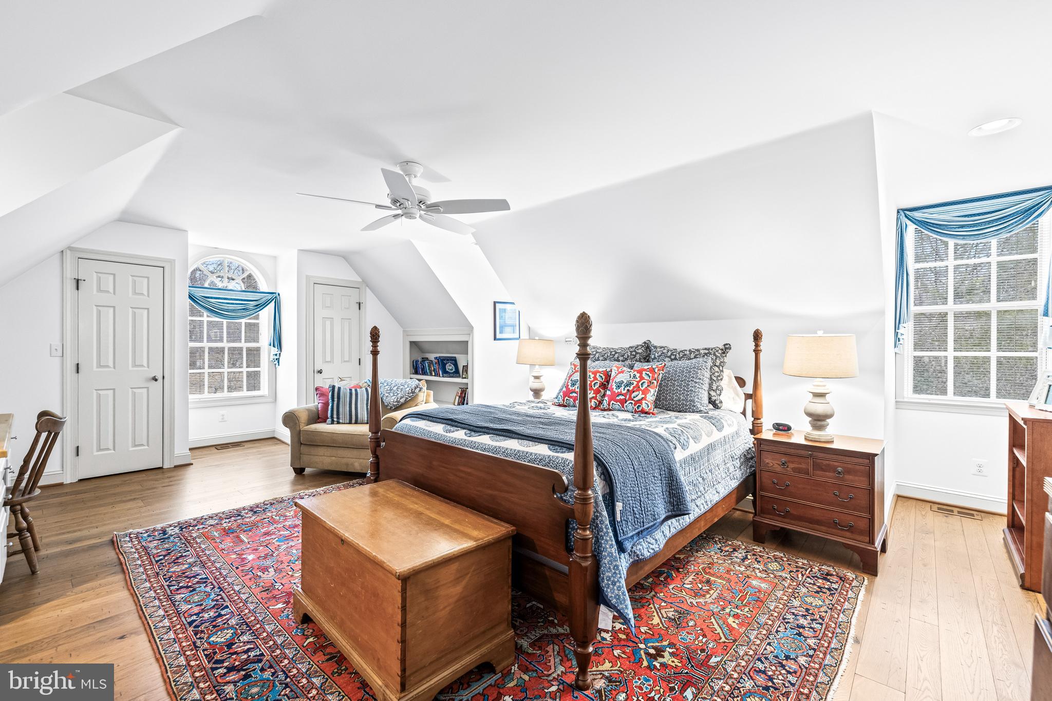 25 SPRINGHILL FARM COURT