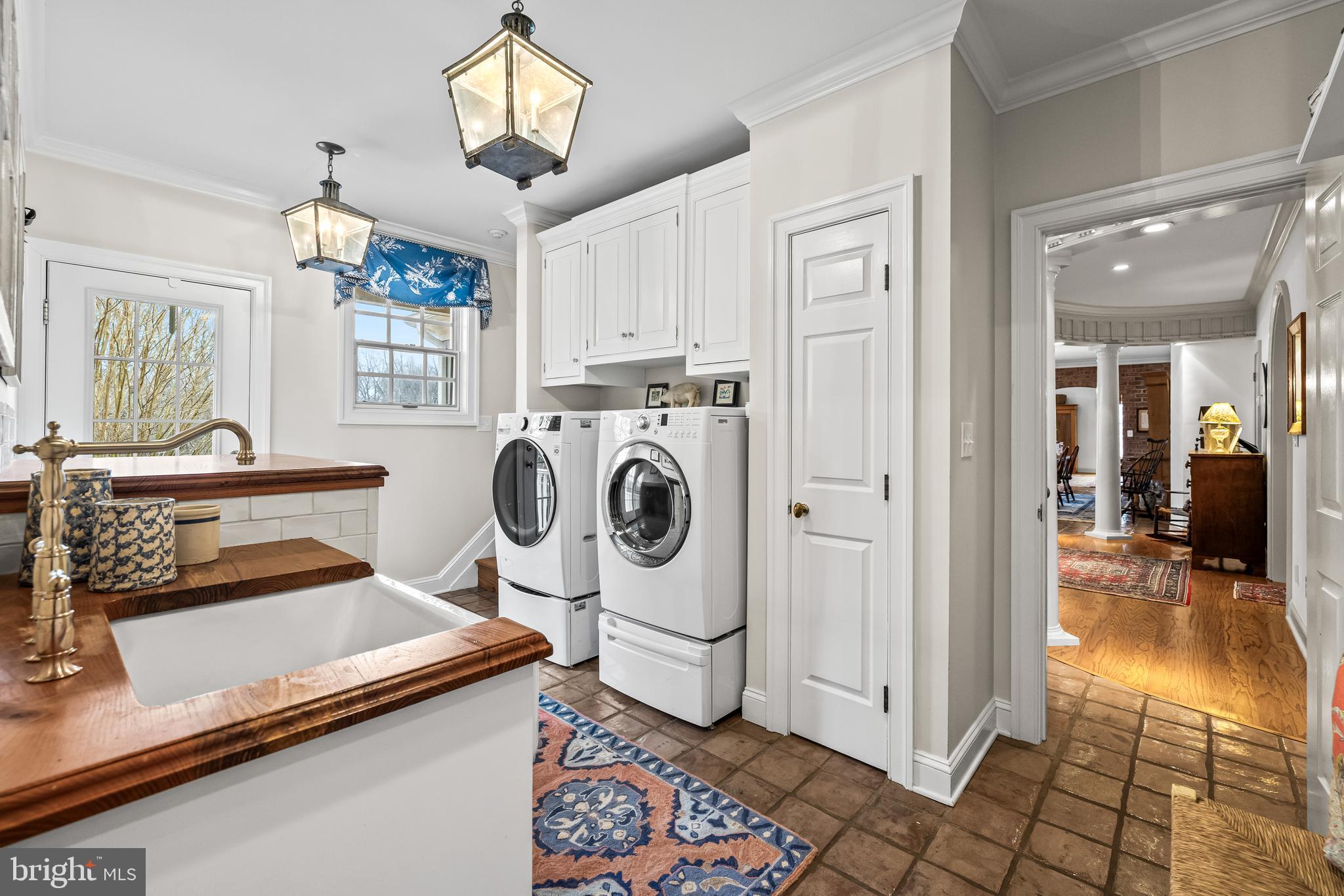 25 SPRINGHILL FARM COURT