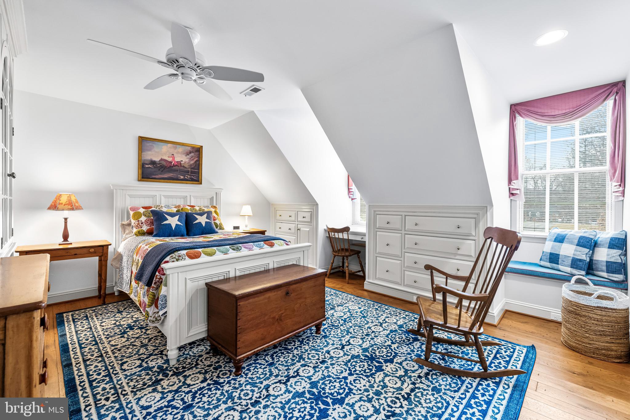 25 SPRINGHILL FARM COURT