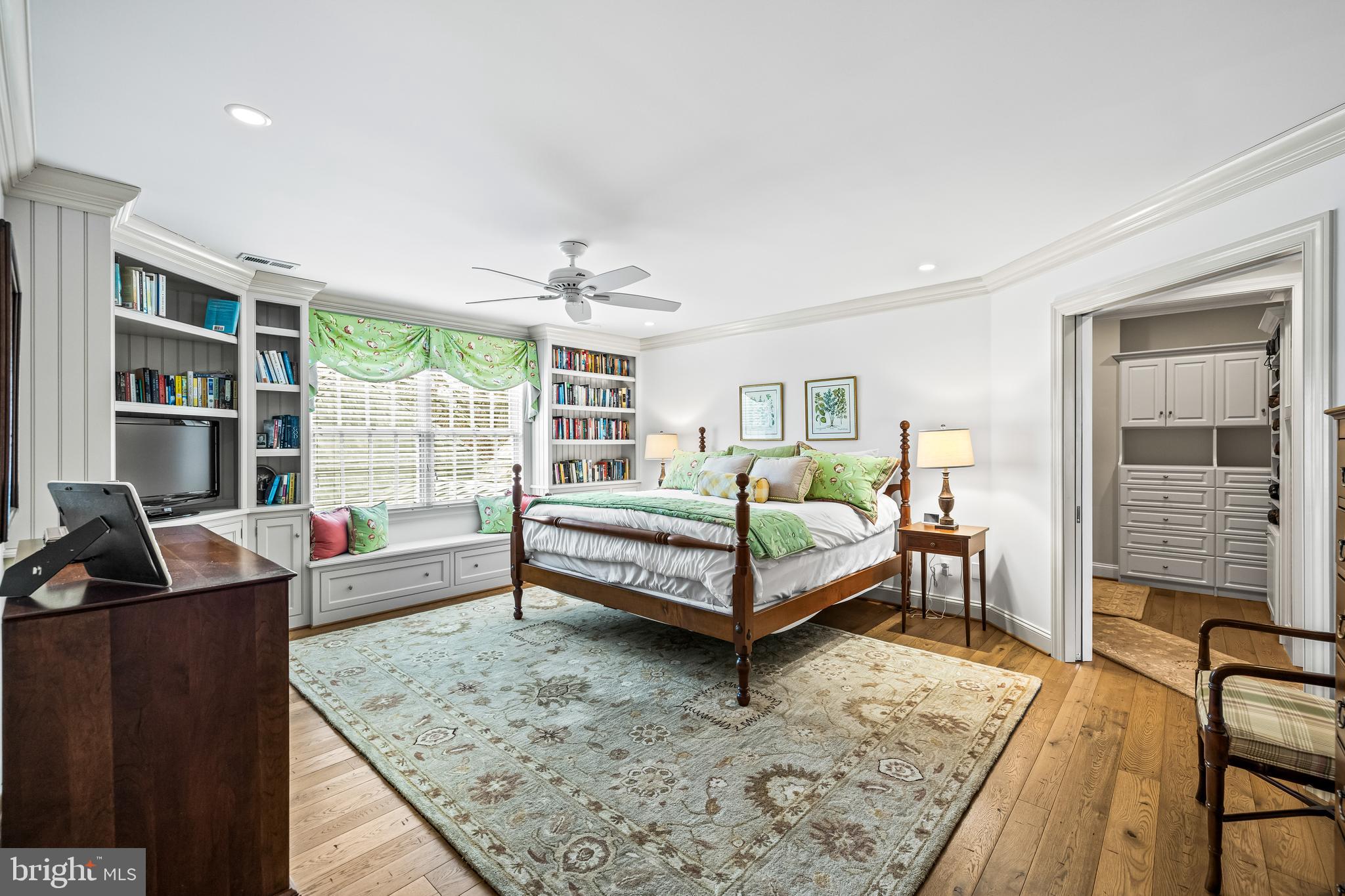 25 SPRINGHILL FARM COURT