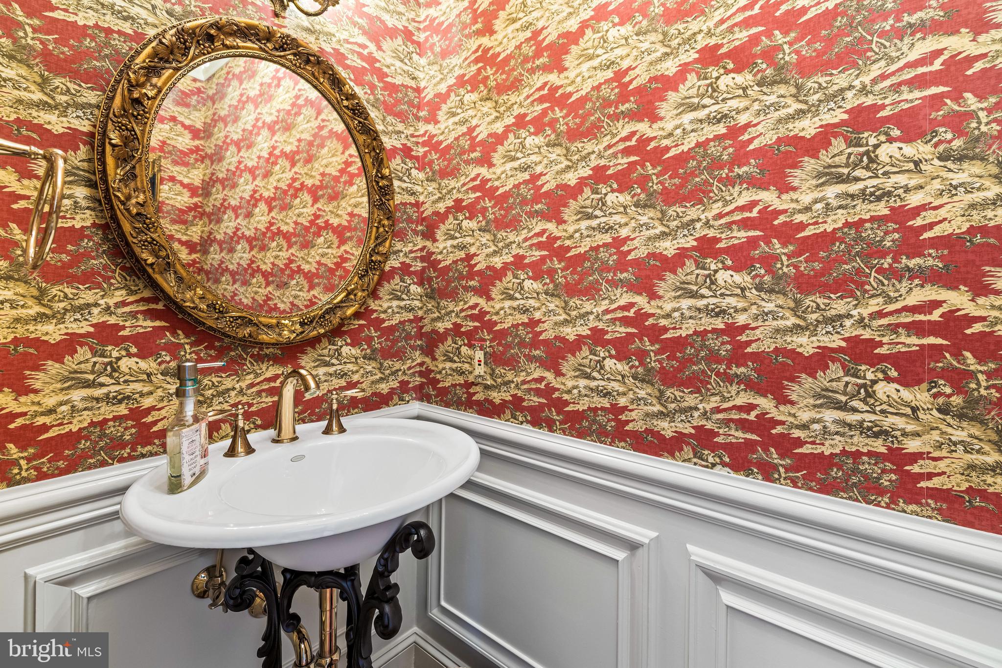 25 SPRINGHILL FARM COURT