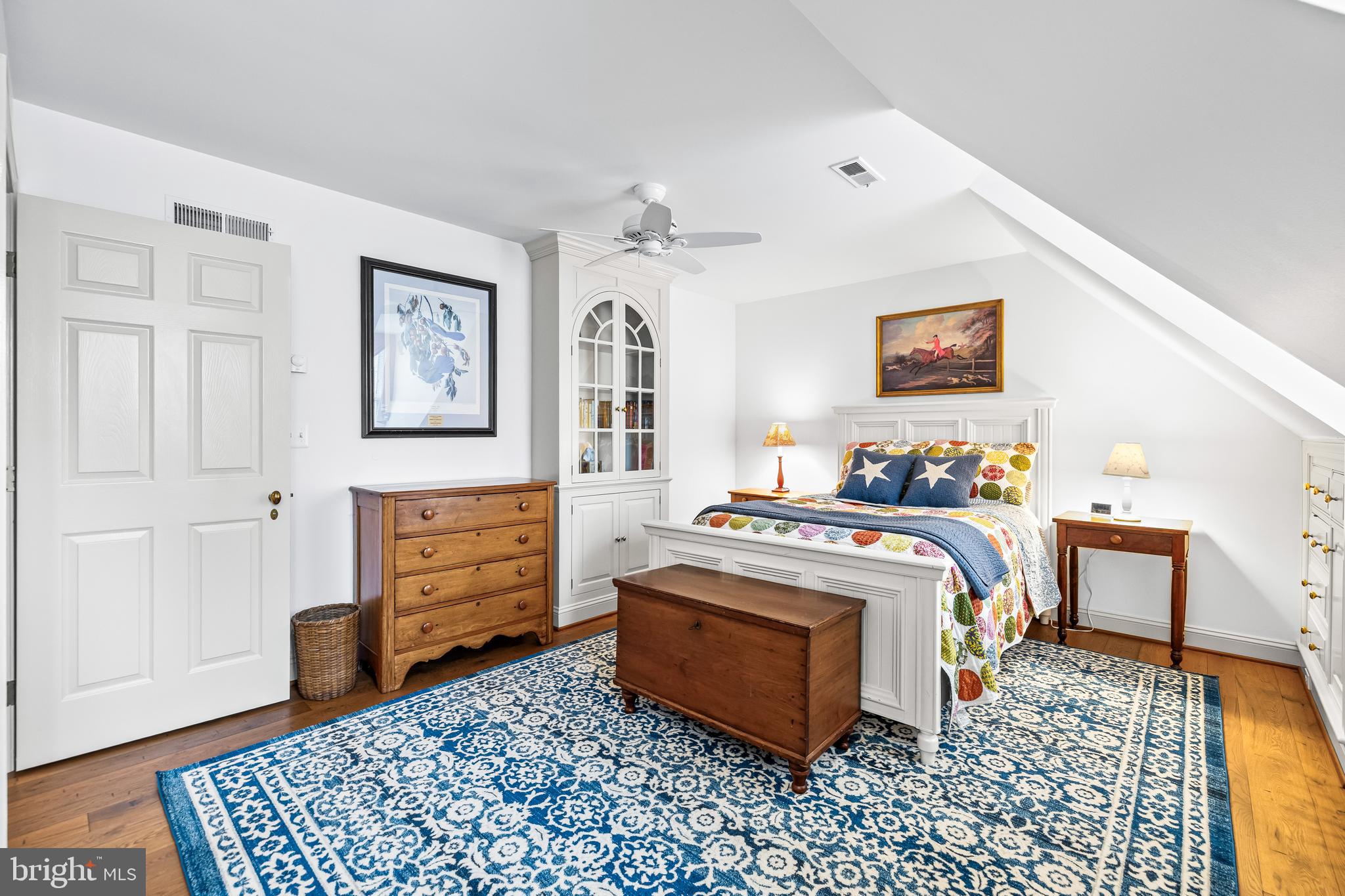 25 SPRINGHILL FARM COURT