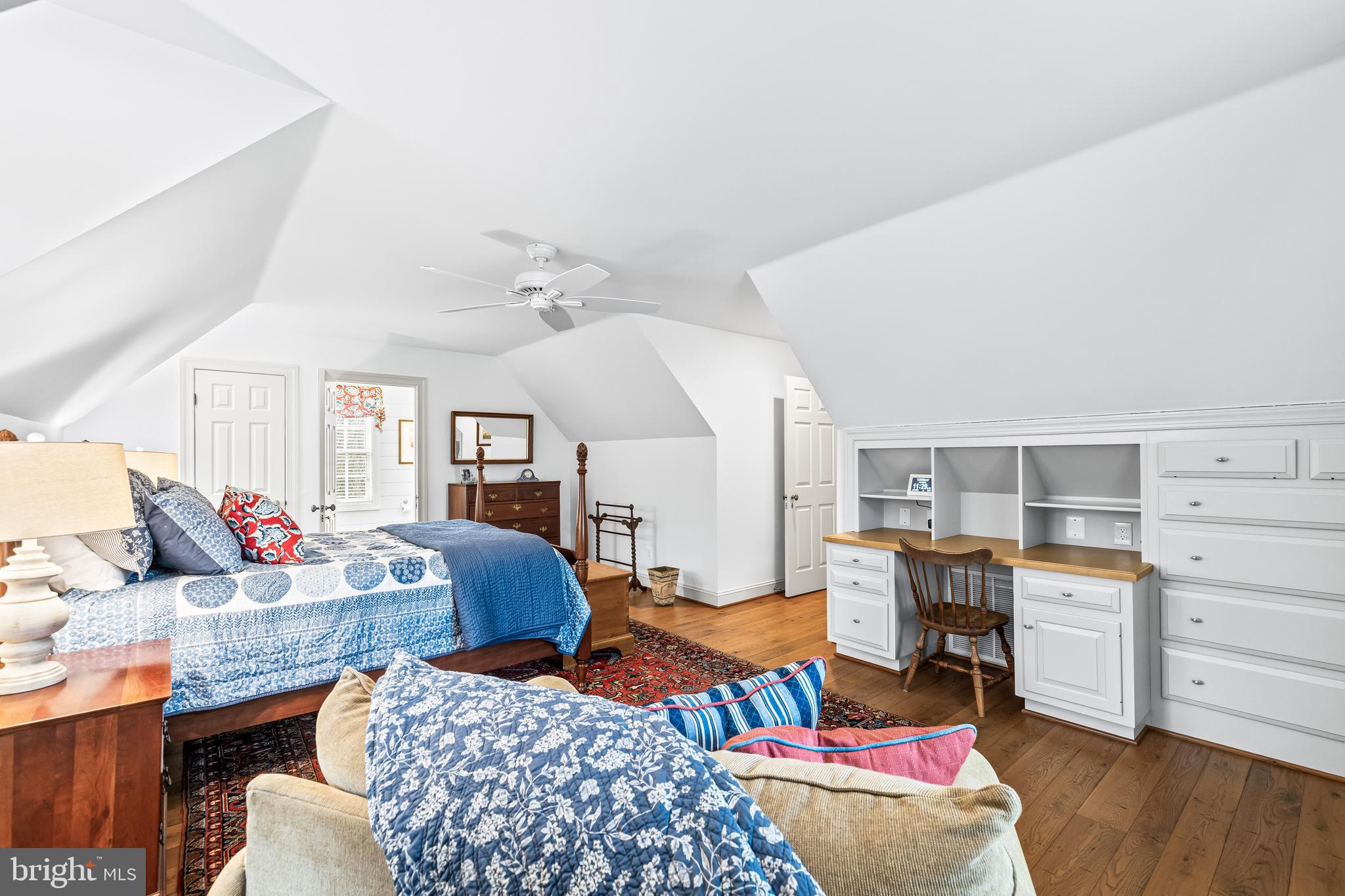 25 SPRINGHILL FARM COURT