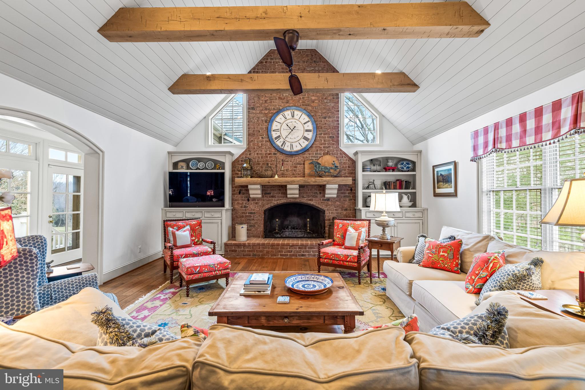 25 SPRINGHILL FARM COURT