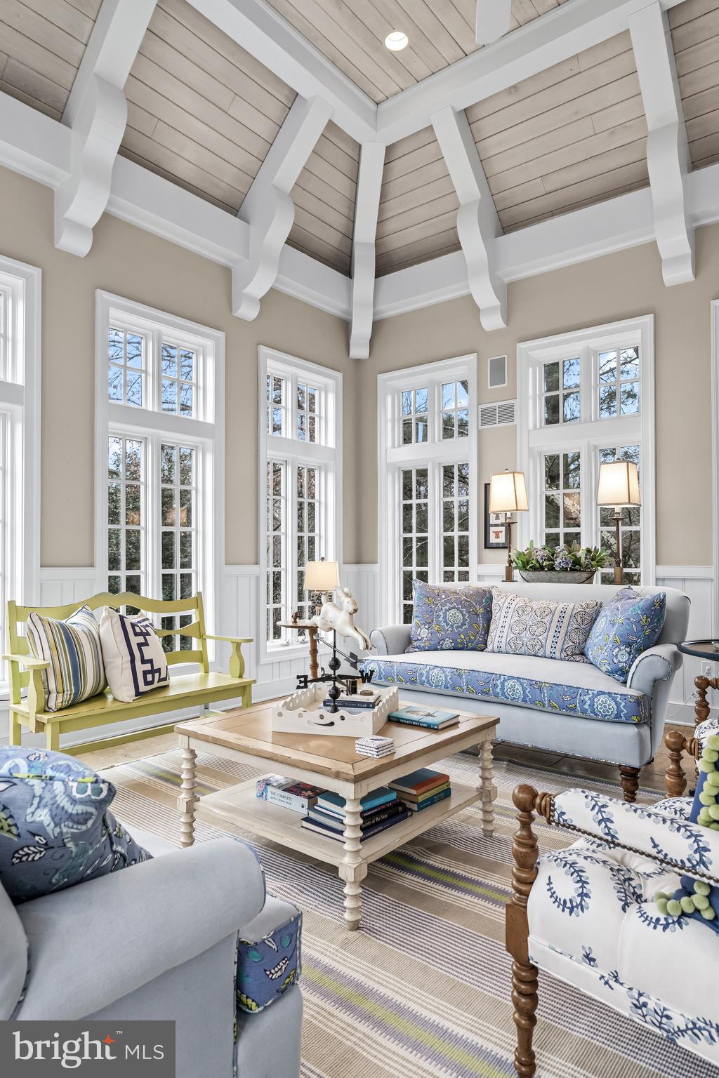 25 SPRINGHILL FARM COURT