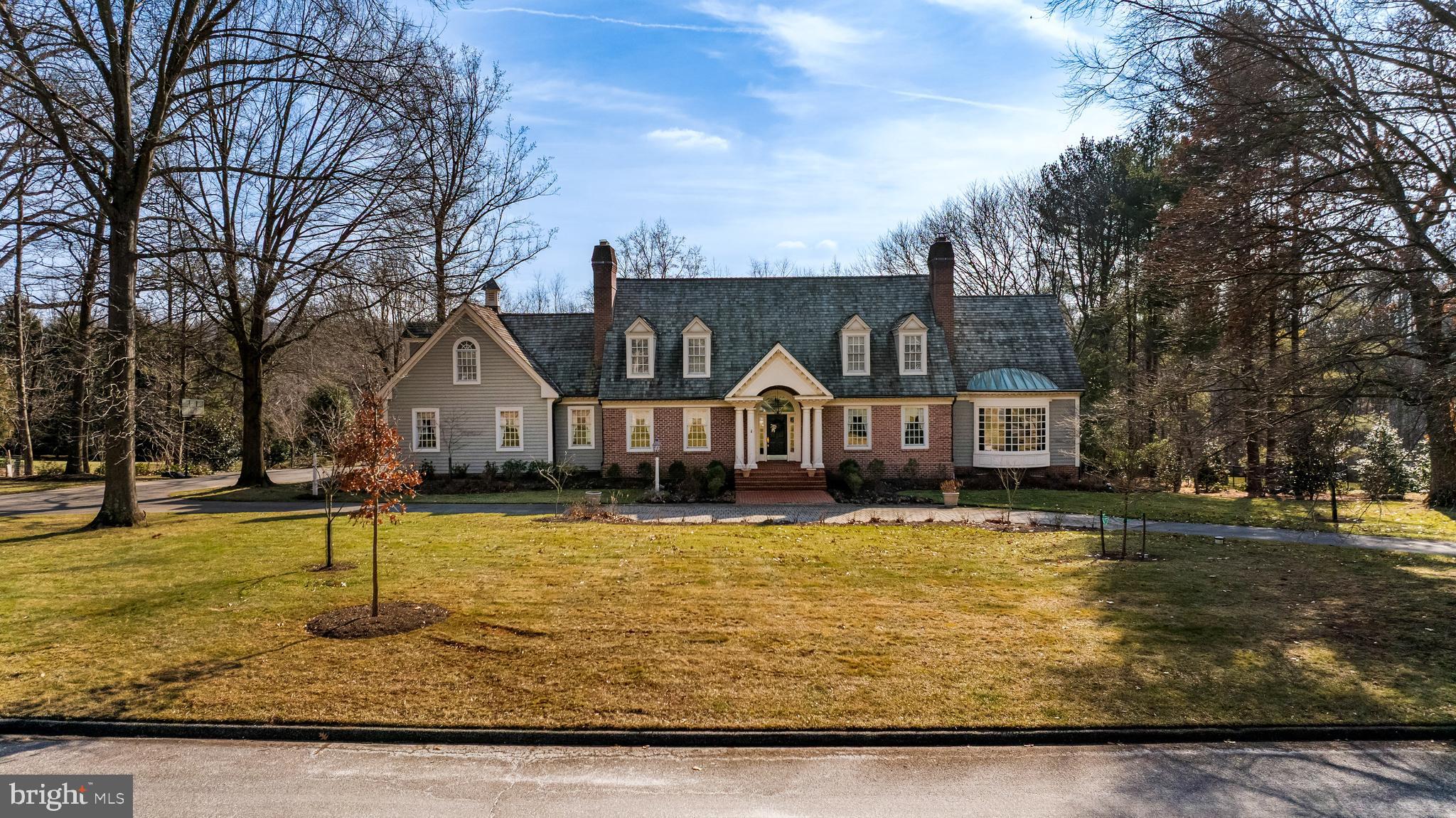 25 SPRINGHILL FARM COURT