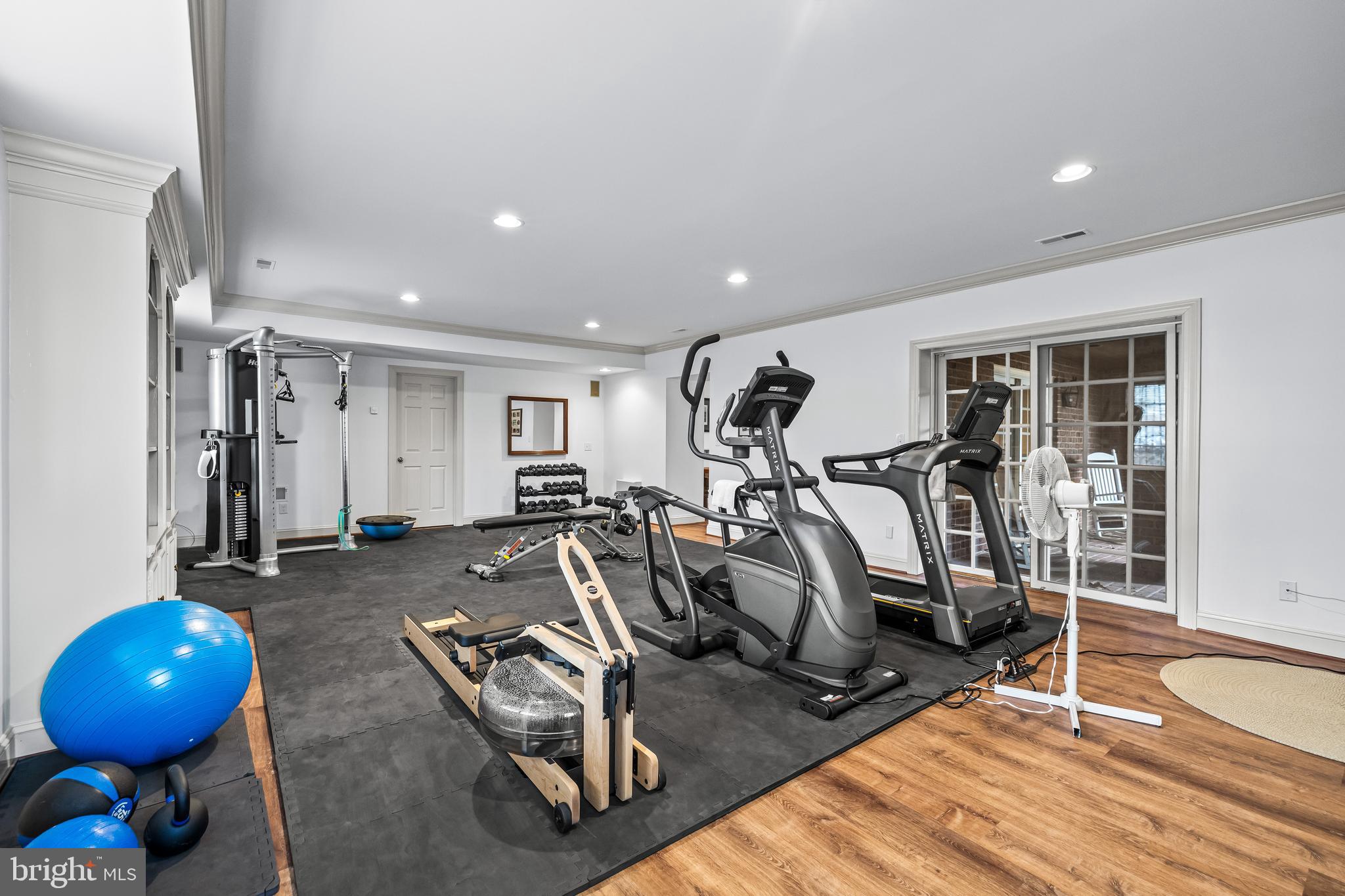 25 SPRINGHILL FARM COURT