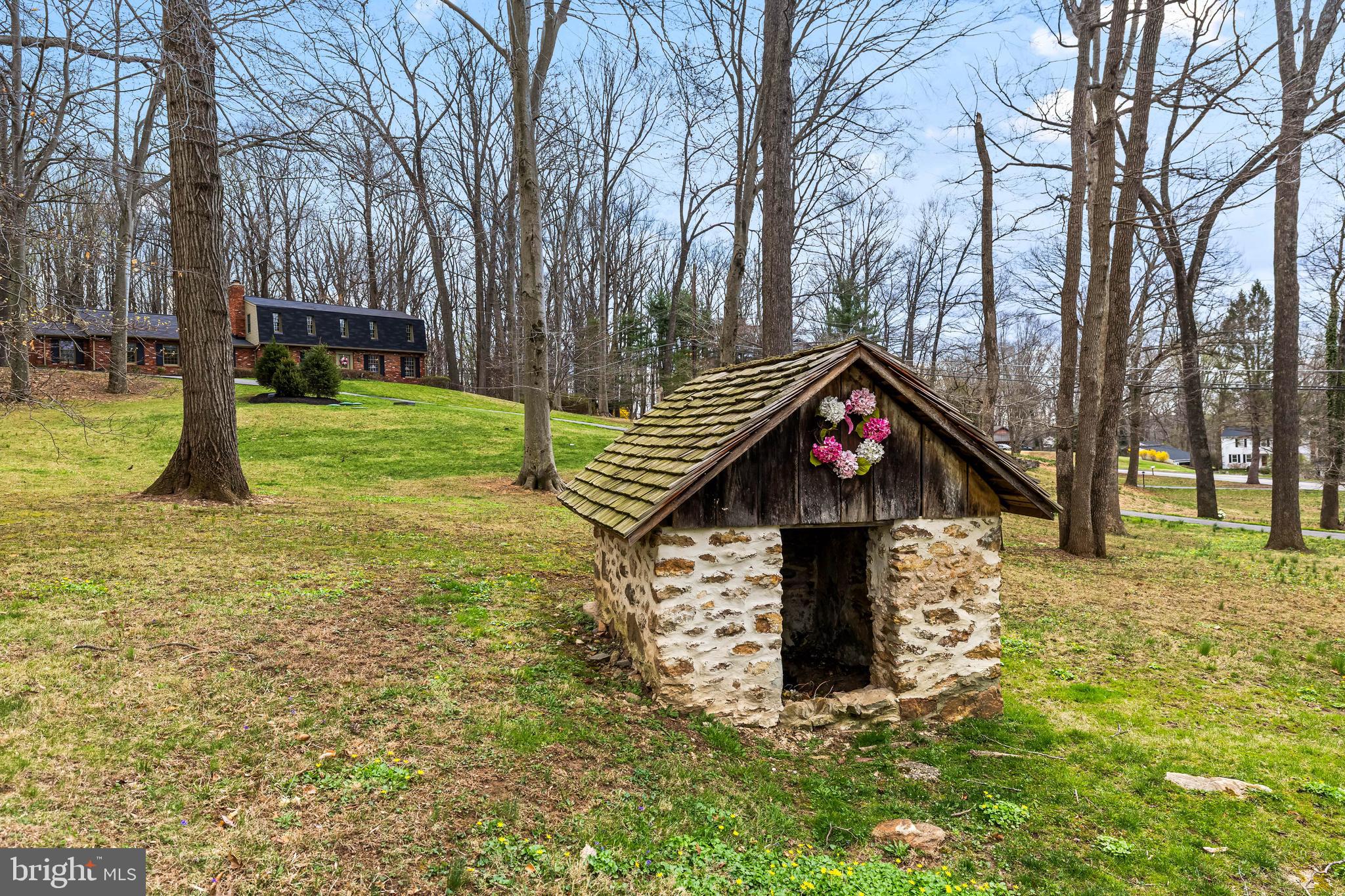 13701 SUMMER HILL DRIVE