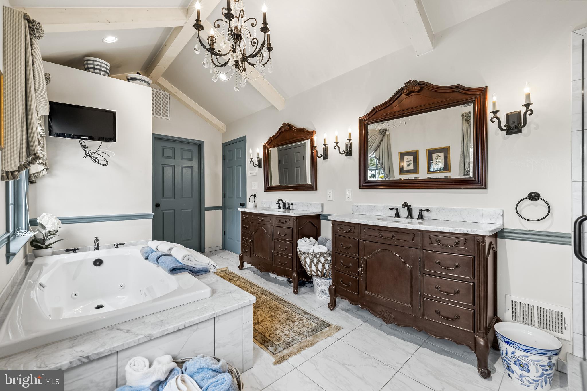 13701 SUMMER HILL DRIVE