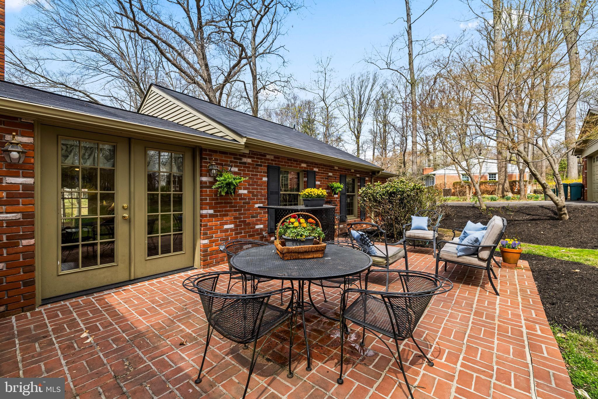 13701 SUMMER HILL DRIVE