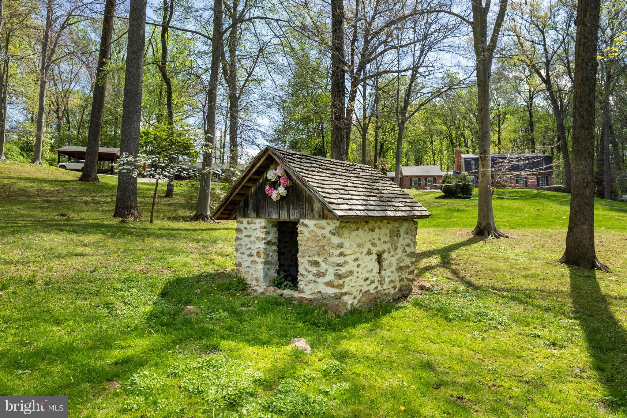 13701 SUMMER HILL DRIVE