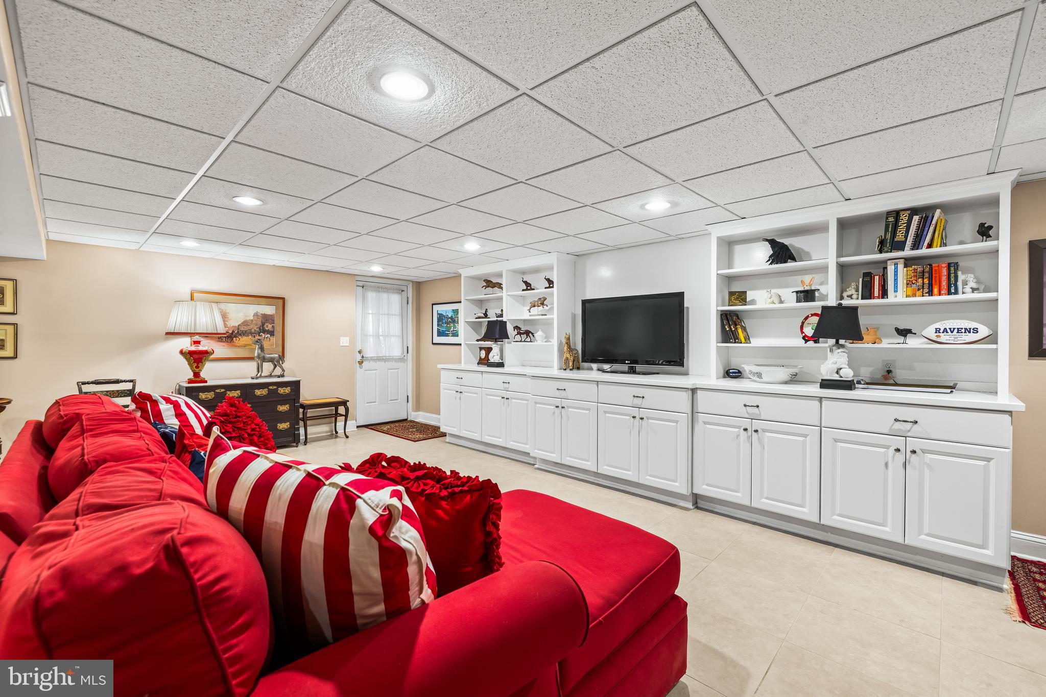 13701 SUMMER HILL DRIVE