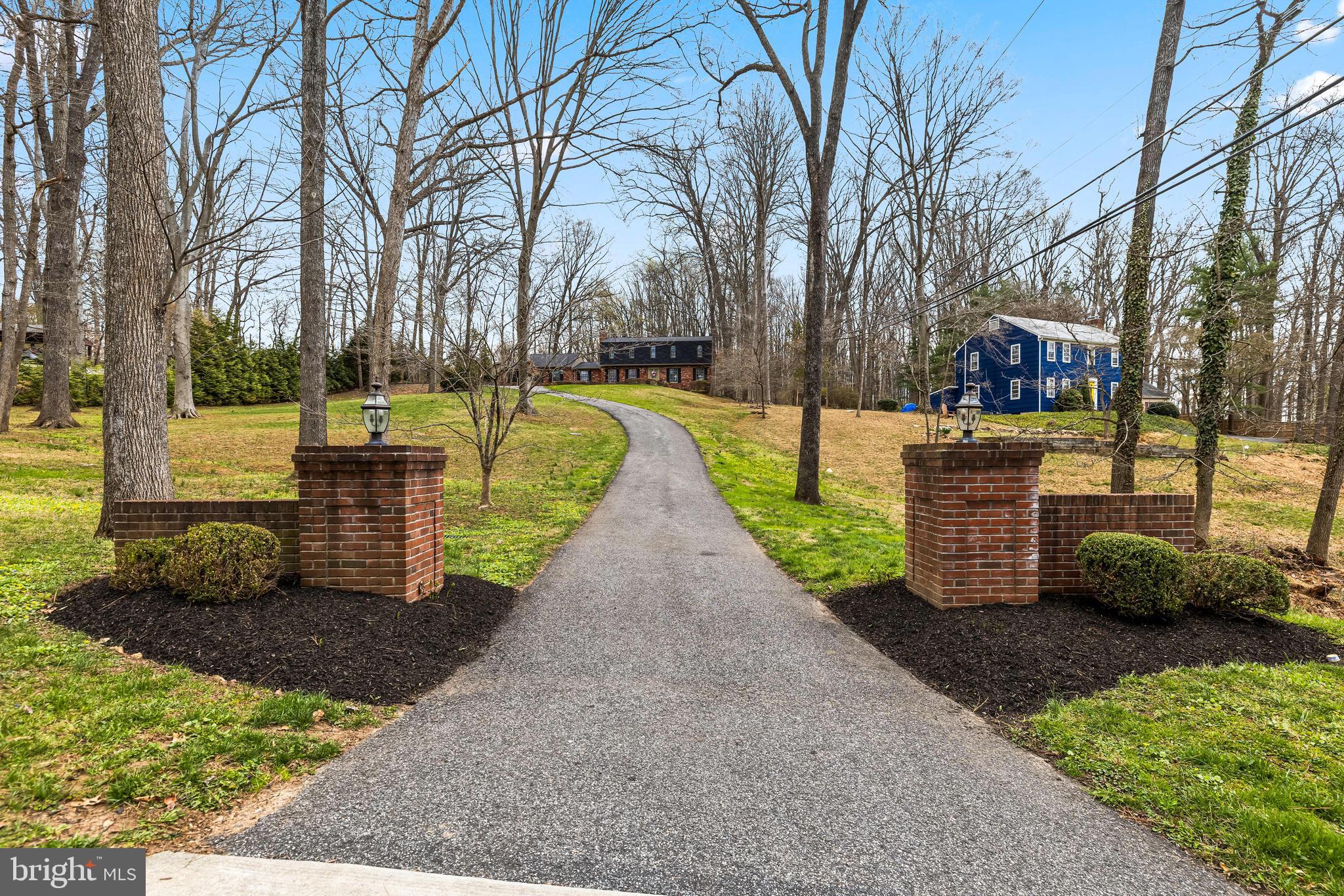 13701 SUMMER HILL DRIVE