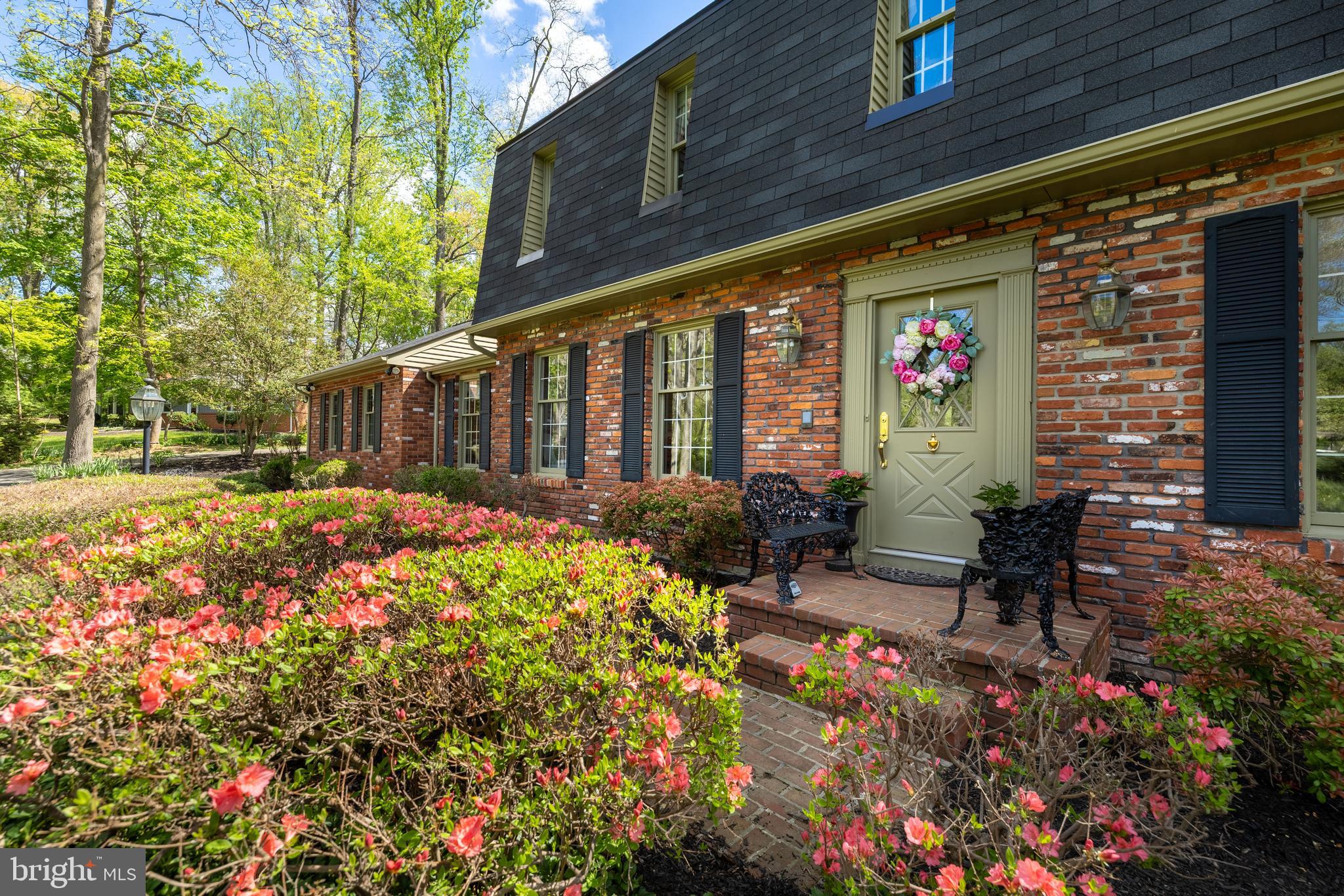 13701 SUMMER HILL DRIVE