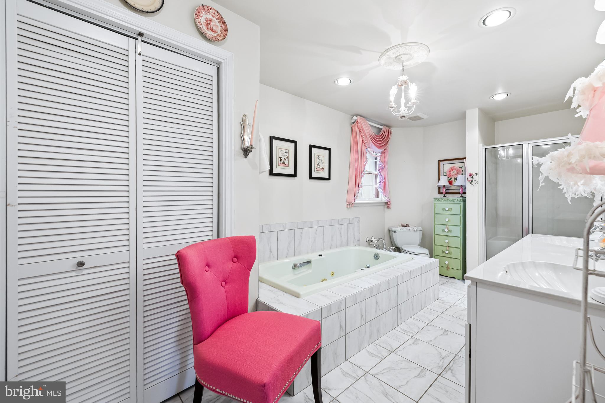 13701 SUMMER HILL DRIVE