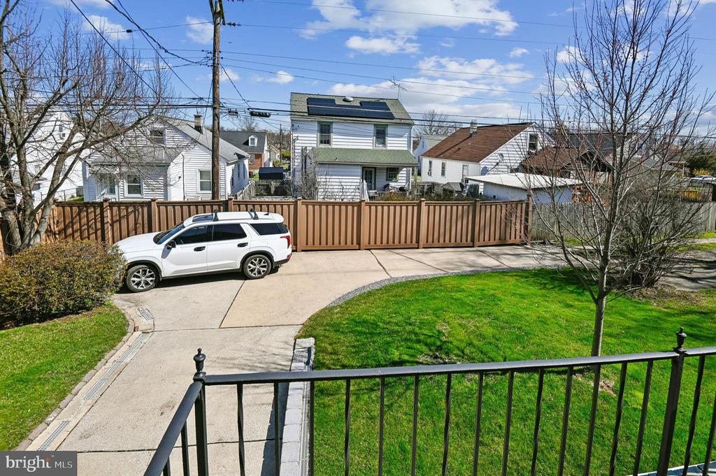 2724 ALDEN ROAD