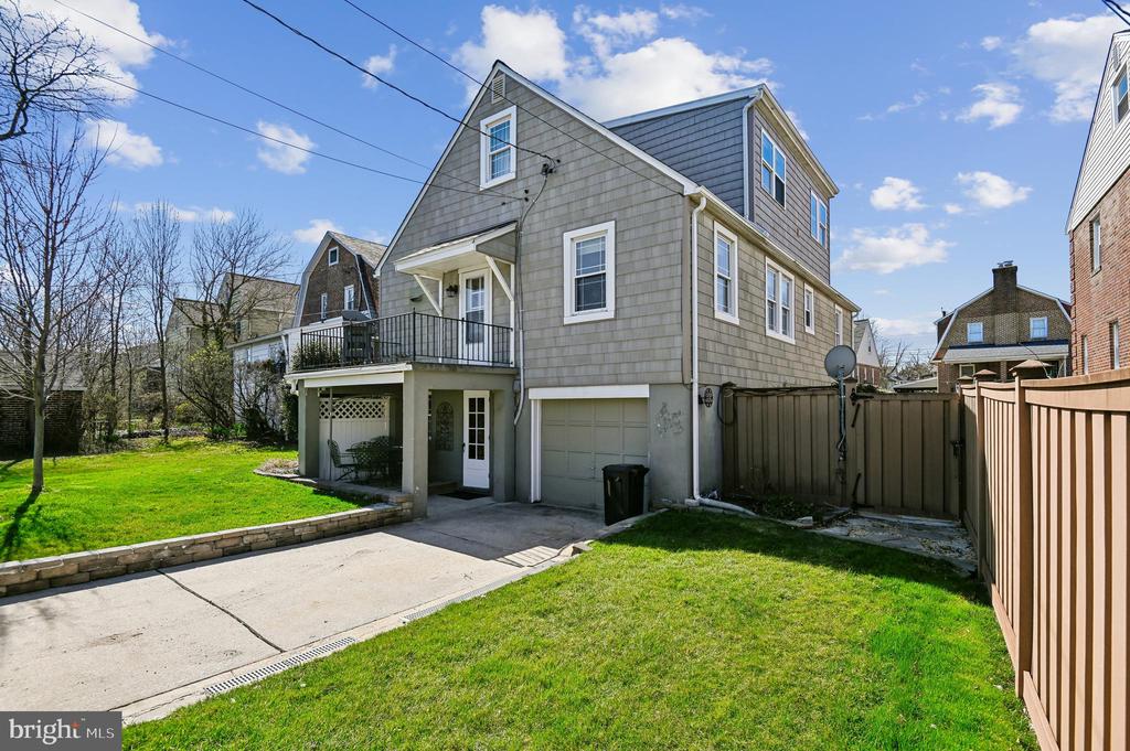 2724 ALDEN ROAD