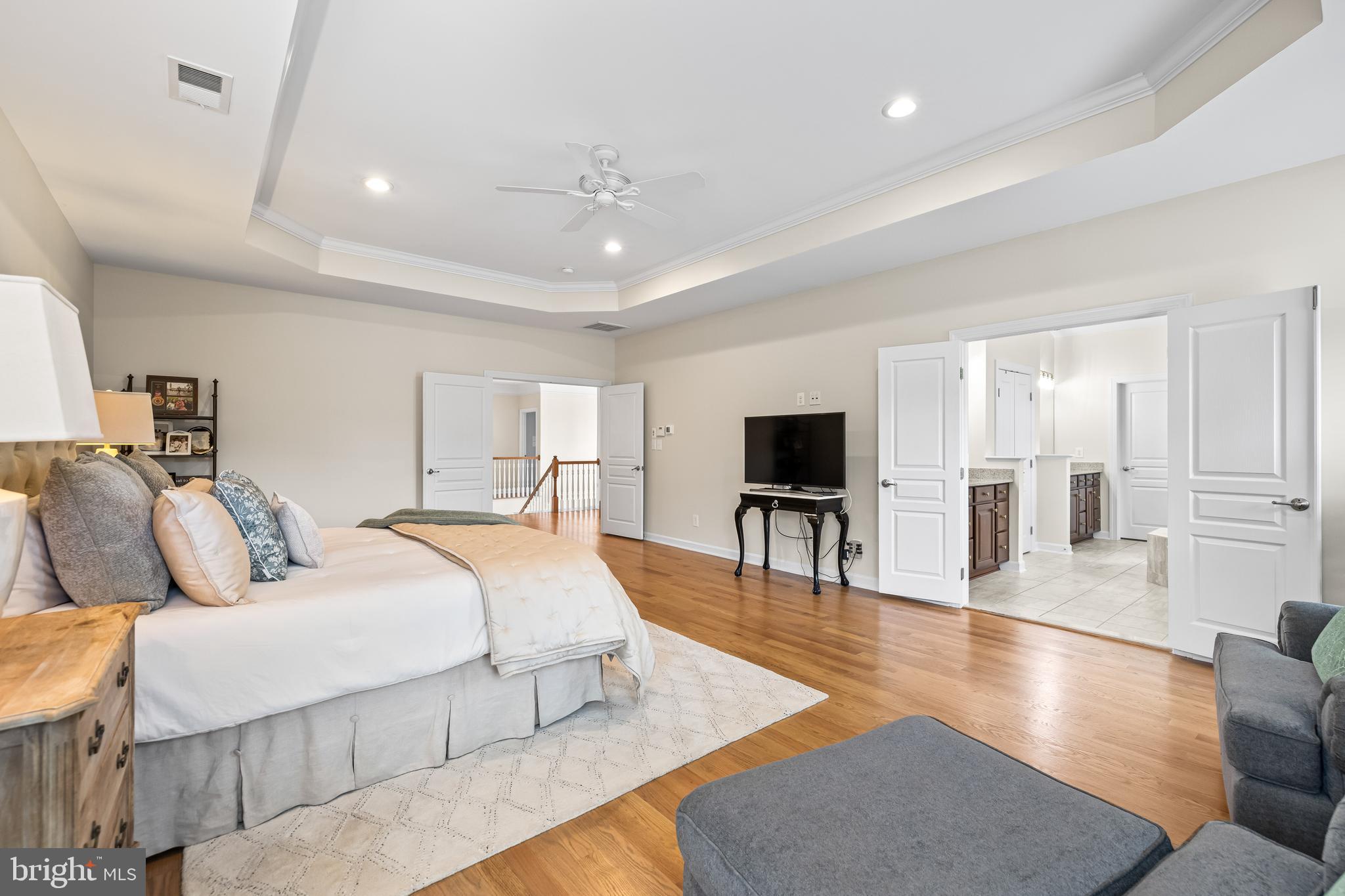 1004 COACHFORD COURT