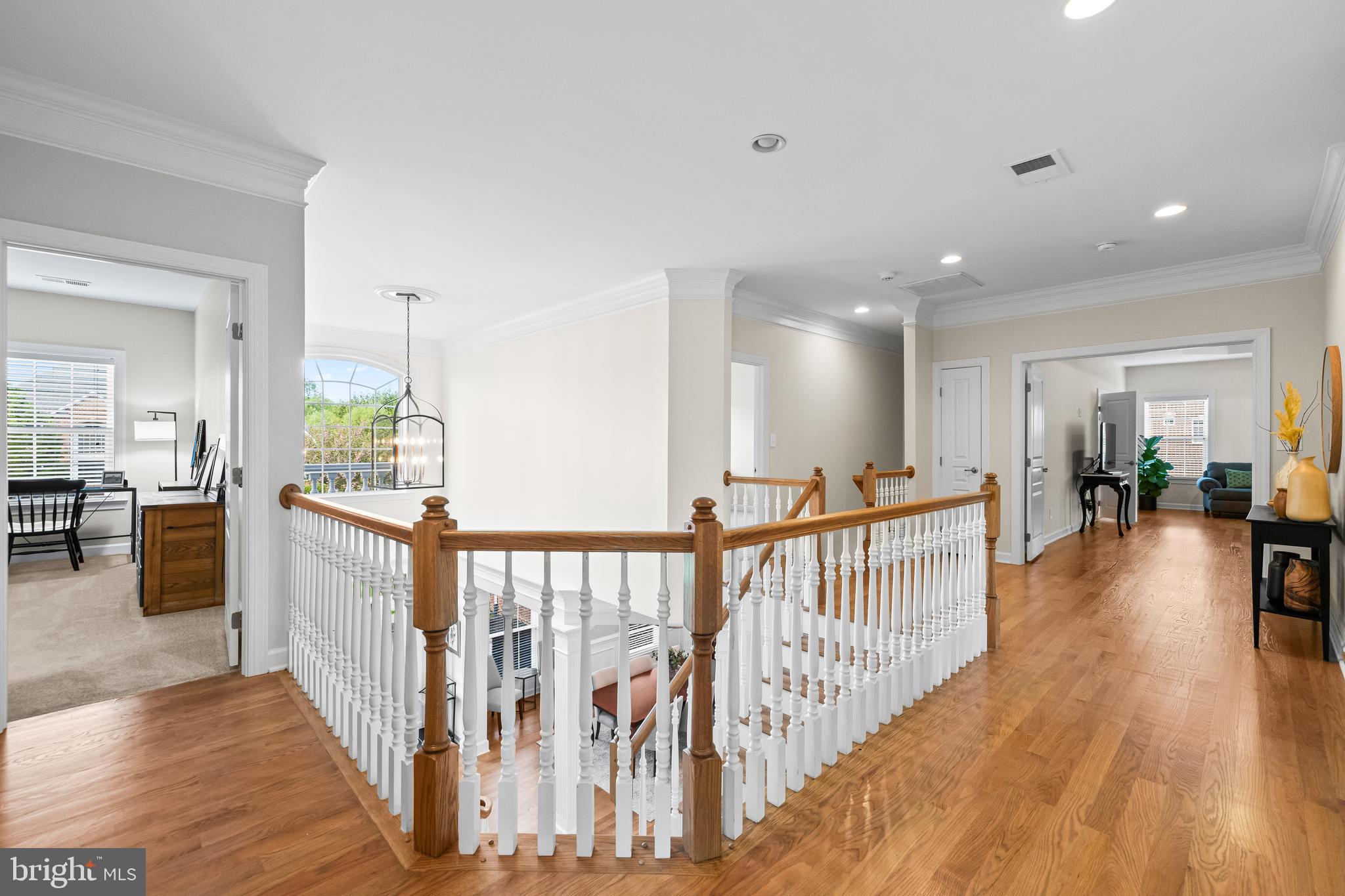 1004 COACHFORD COURT