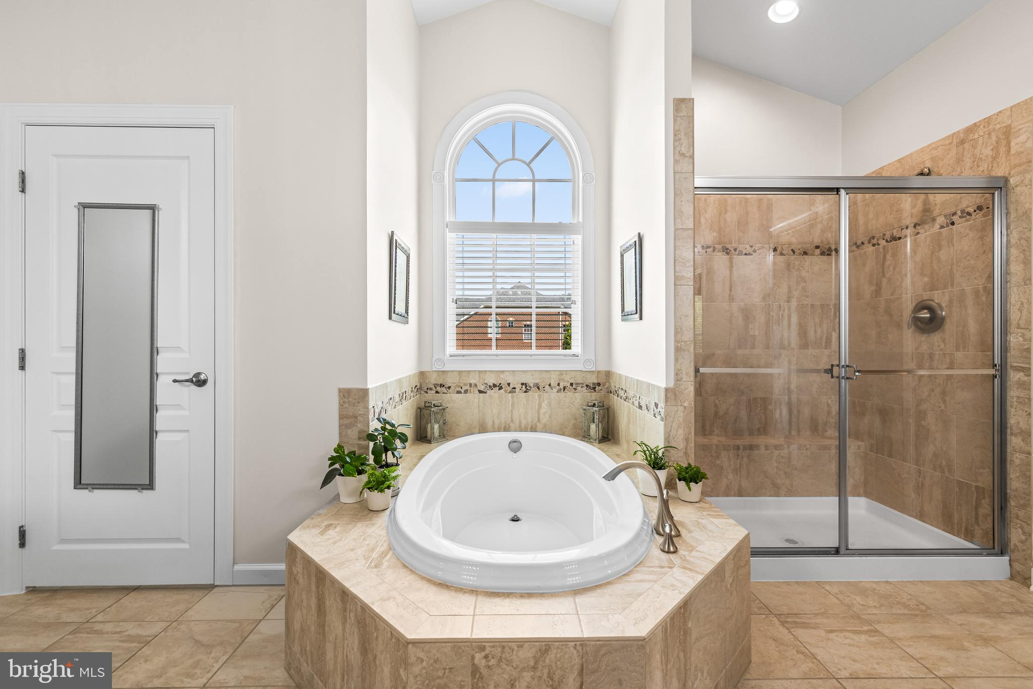 1004 COACHFORD COURT