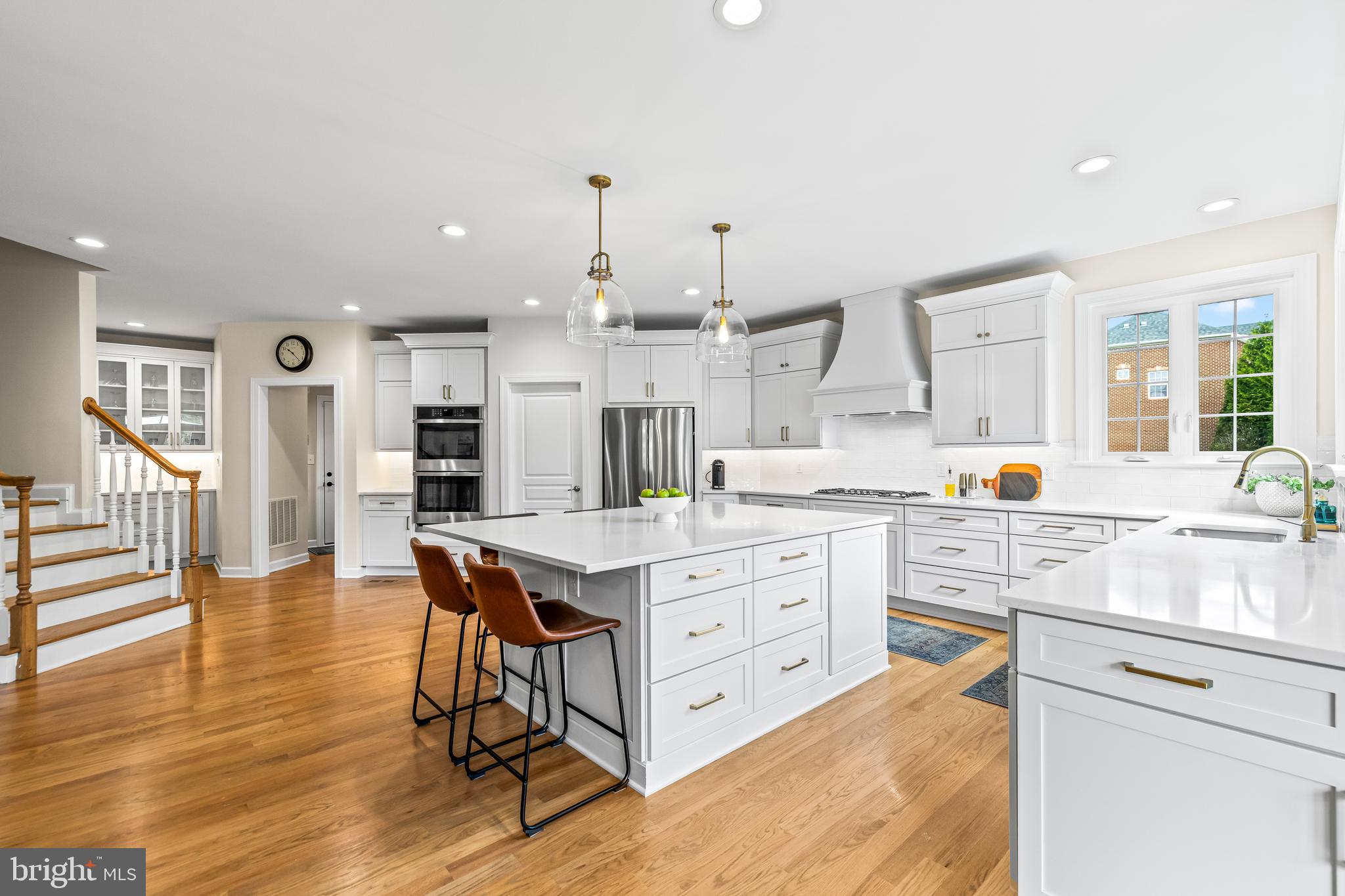 1004 COACHFORD COURT