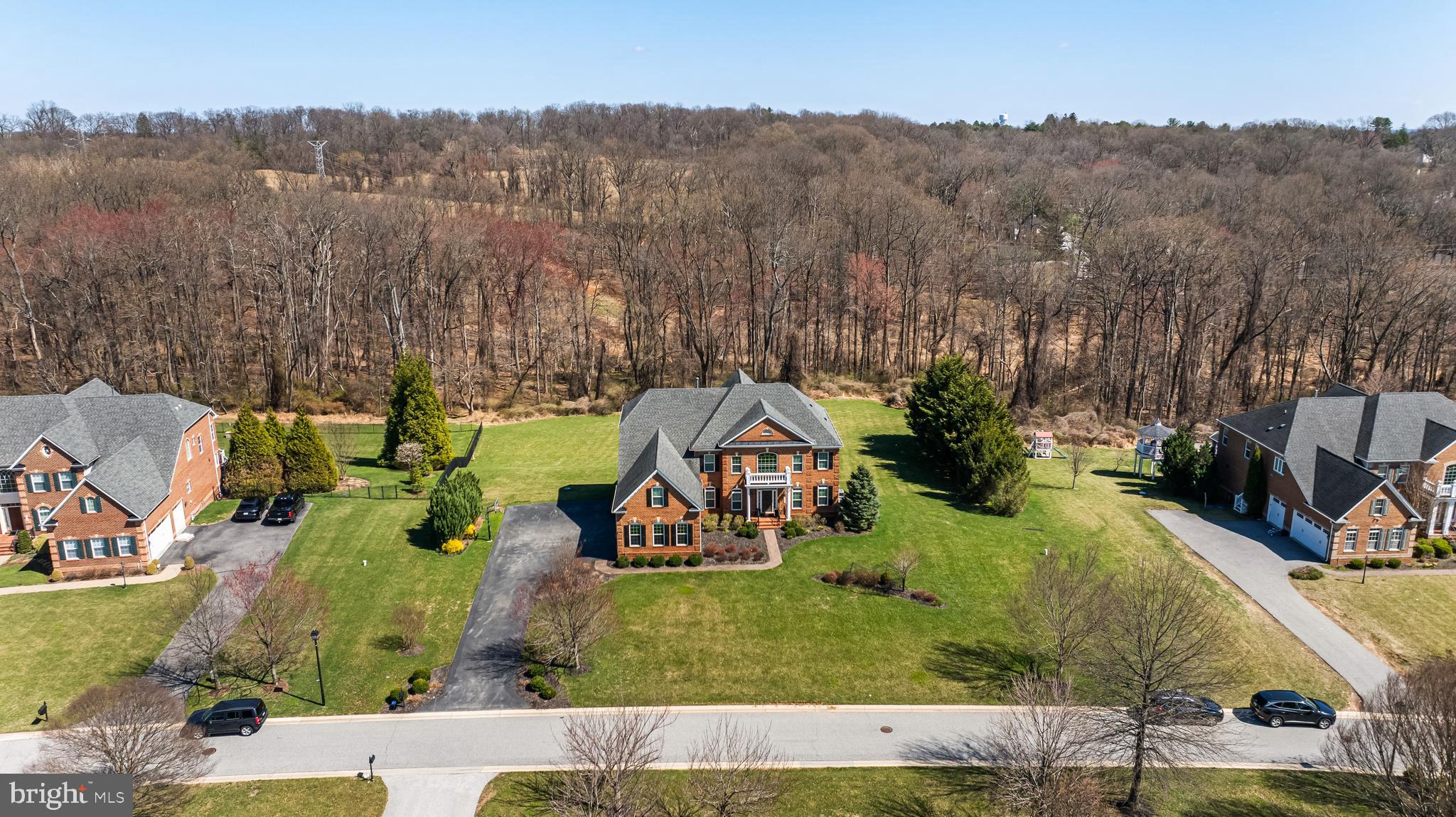 1004 COACHFORD COURT