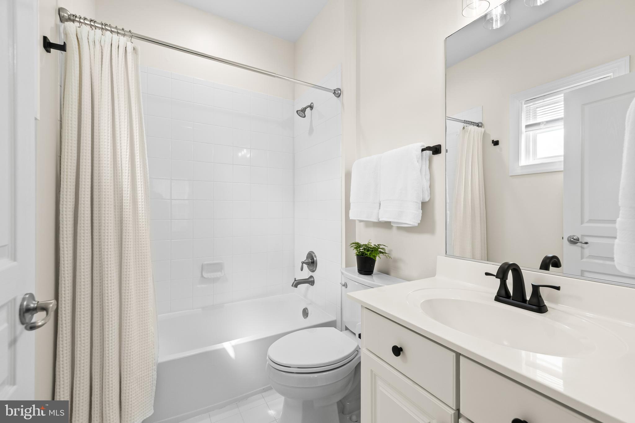1004 COACHFORD COURT