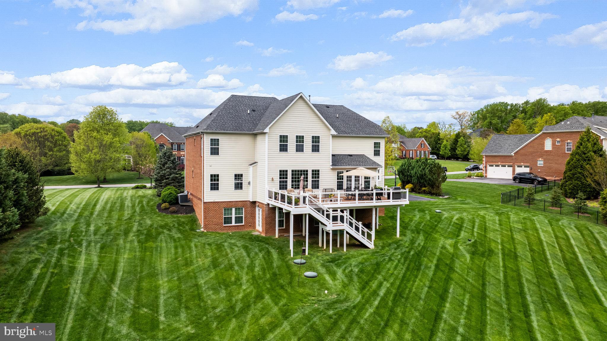 1004 COACHFORD COURT